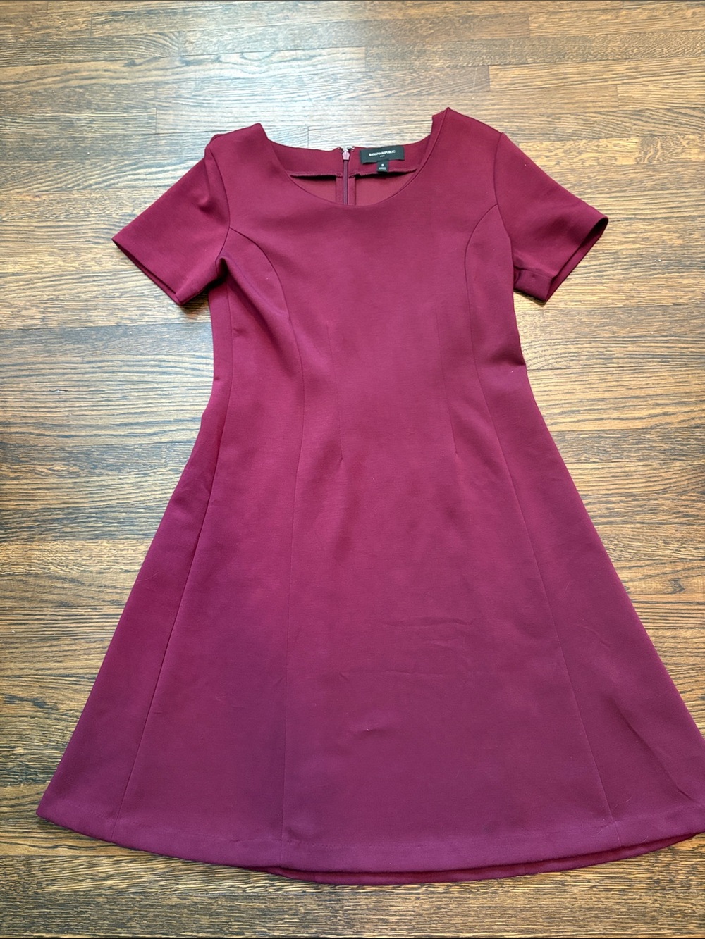 Banana Republic Short Sleeve A-Line Dress in Burgundy